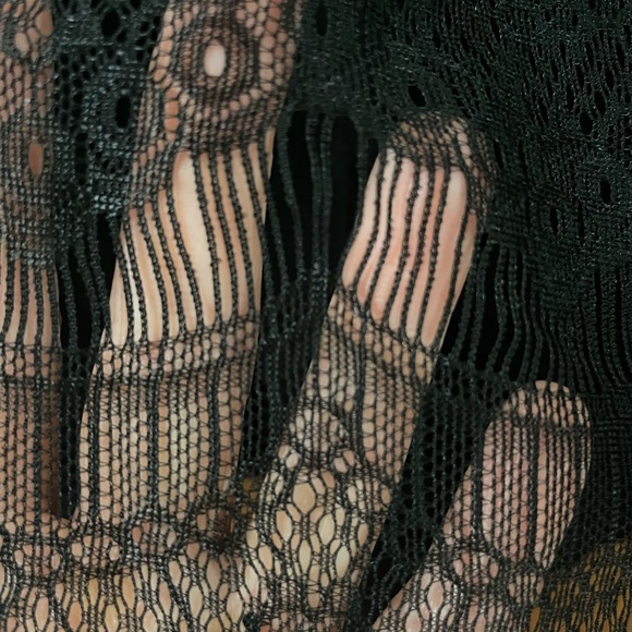 Lace Layered Top (S) - Picture 5 of 7